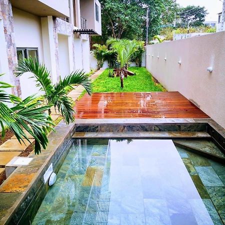 Westwood Apartments Flic-en-Flacq المظهر الخارجي الصورة